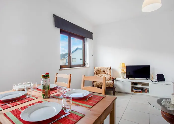 A O - Augusta Peniche